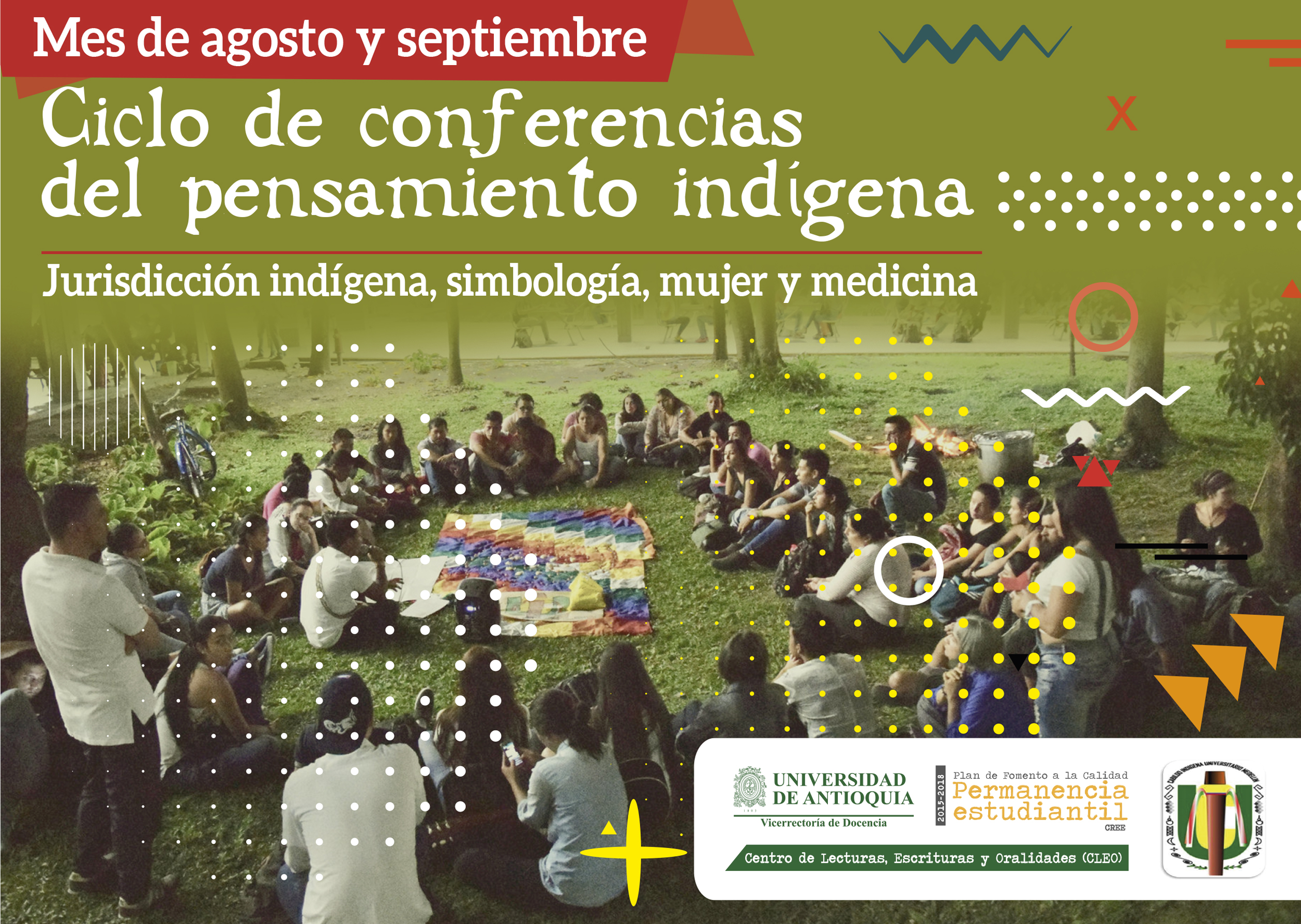 personas indígenas sentadas en círculo sobre el pasto. personas indígenas sentadas en círculo sobre el pasto.