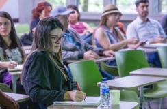 Foto de la reunión del proyecto educativo del programa de Derecho