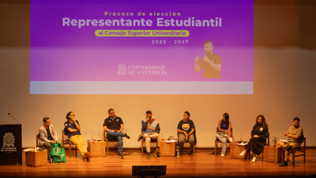 Las 4 duplas de estudiantes que buscan la representación estudiantil en el CSU UdeA, presentaron sus propuestas en foro público