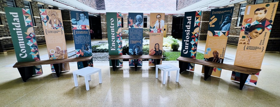 Parque exposición "Egresados" en el campus El Carmen de Viboral