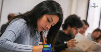 Concurso Carrera Diplomática y Consular Colombia 2027