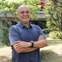 Fotografía del profesor Juan Fernando Tavera