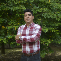 Fotografia del profesor Edwin Torres