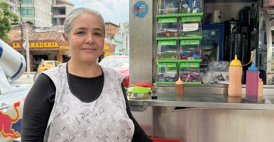 Niños y niñas disfrutando de las actividades pedagógicas del Museo de la Vida
