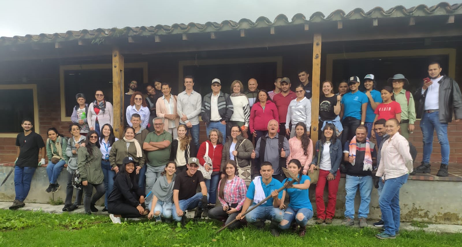 Foto actividad huerta Seccional Oriente