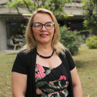 Fotografía de la profesora Claudia Rivera