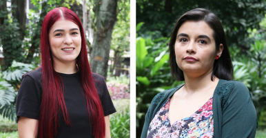 Tres íconos de siluetas de personas y una mano señalando al ícono de la mitad.