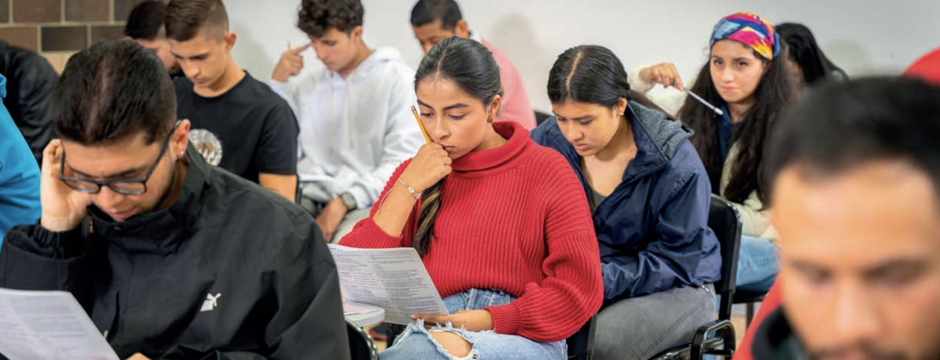 Aspirantes a la Universidad de Antioquia durante la aplicación del examen de admisión