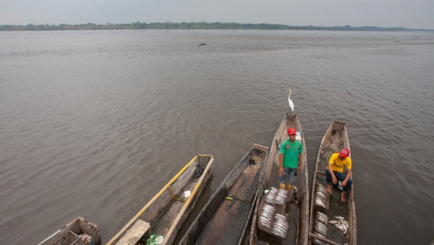 La huella de Colombia acumulada en los microplásticos del río Magdalena