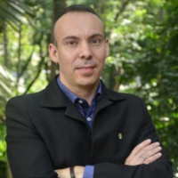 Profesor Alexander Tobón. Maestría en Economía Medellín.