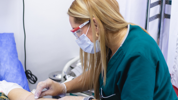 Los desafíos de Colombia para enfrentar el déficit de profesionales en enfermería