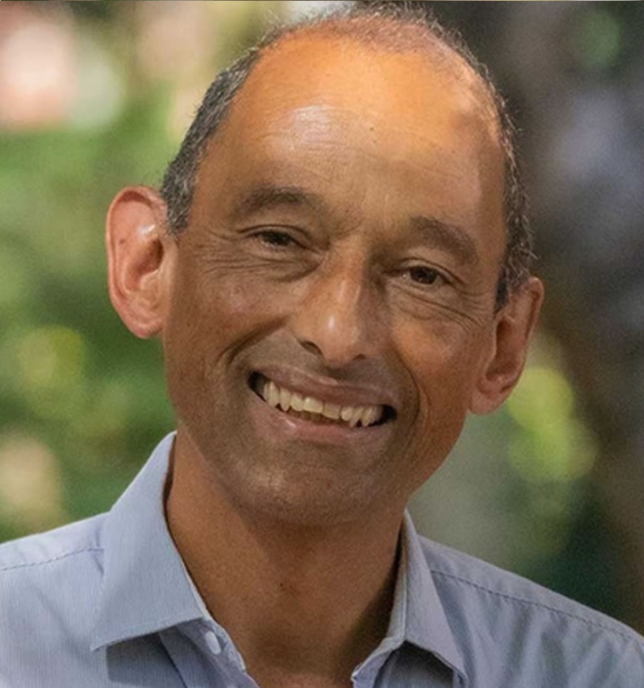 Carlos Palacio Acosta Decano de la Facultad de Medicina